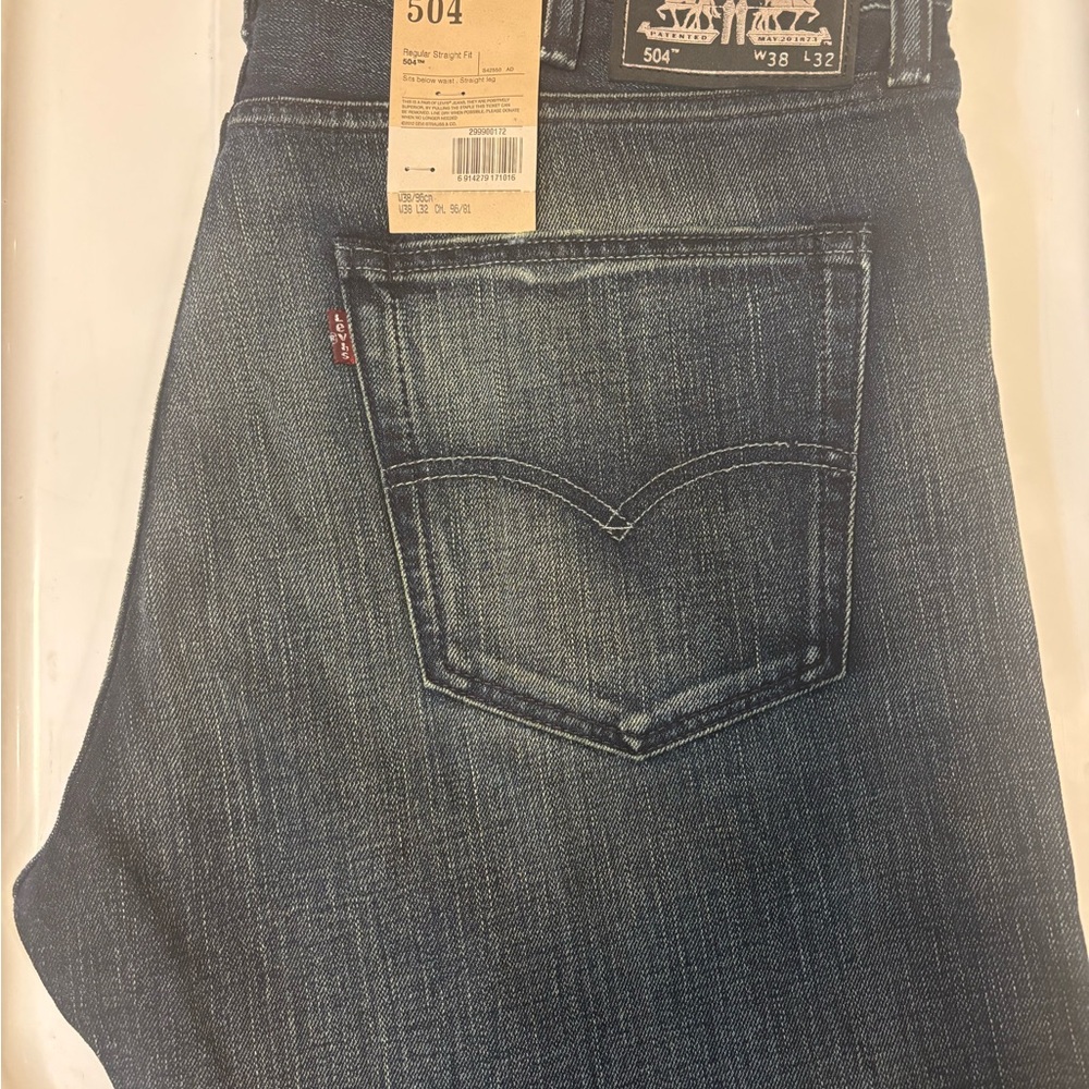 Levi's Men's 38W 32L Dark  Straight Leg Jeans
